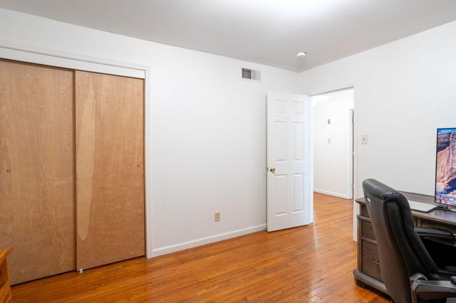 2713 SQUIRE CIR, Columbia, MO 65202