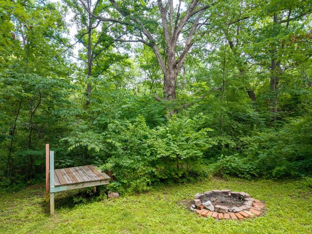 2713 SQUIRE CIR, Columbia, MO 65202