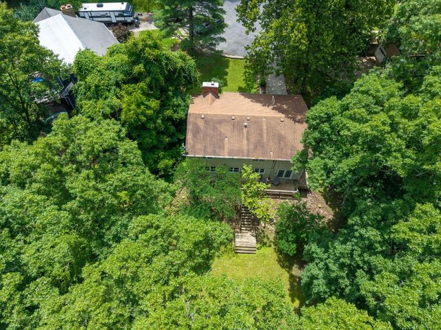2713 SQUIRE CIR, Columbia, MO 65202