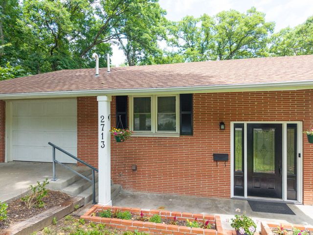 2713 SQUIRE CIR, Columbia, MO 65202