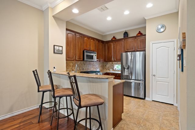 15754 Quorum Drive 13, Addison, TX 75001