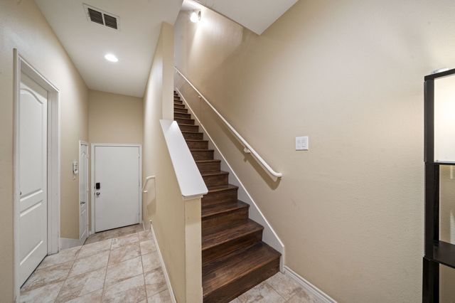 15754 Quorum Drive 13, Addison, TX 75001
