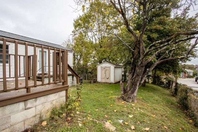 694 Higgins Avenue, Paris, KY 40361