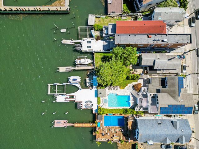 821 W Park Avenue, Long Beach, NY 11561
