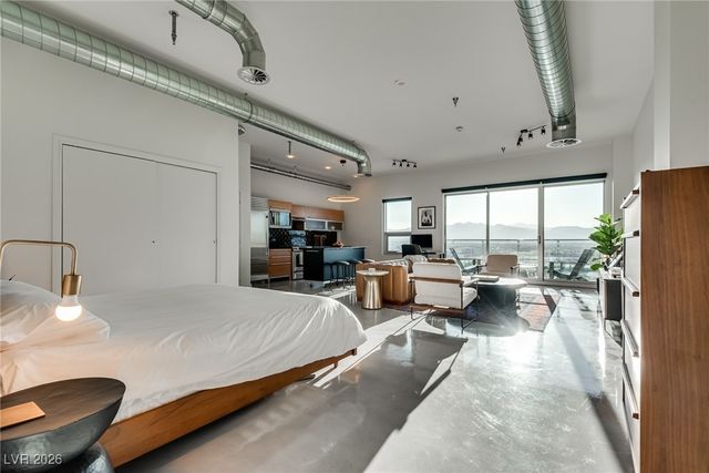 200 Hoover Avenue 1502, Las Vegas, NV 89101