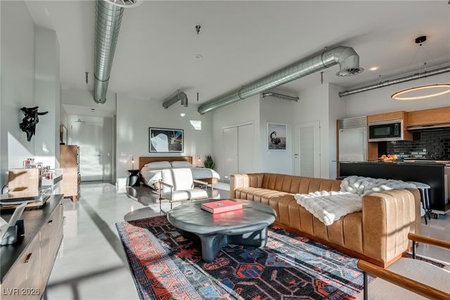 200 Hoover Avenue 1502, Las Vegas, NV 89101