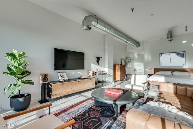 200 Hoover Avenue 1502, Las Vegas, NV 89101