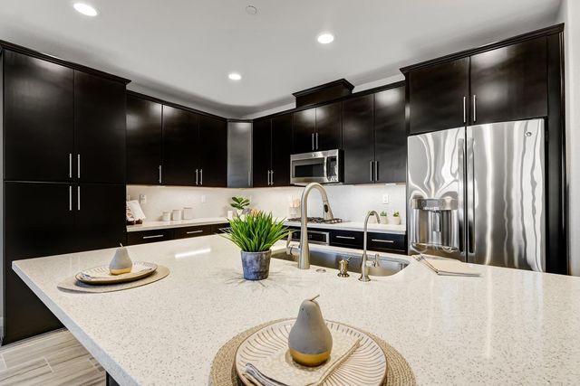 8609 Arcos Way, Elk Grove, CA 95757