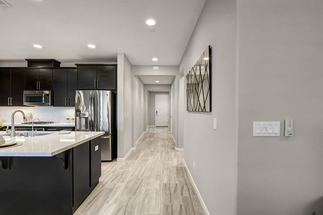 8609 Arcos Way, Elk Grove, CA 95757