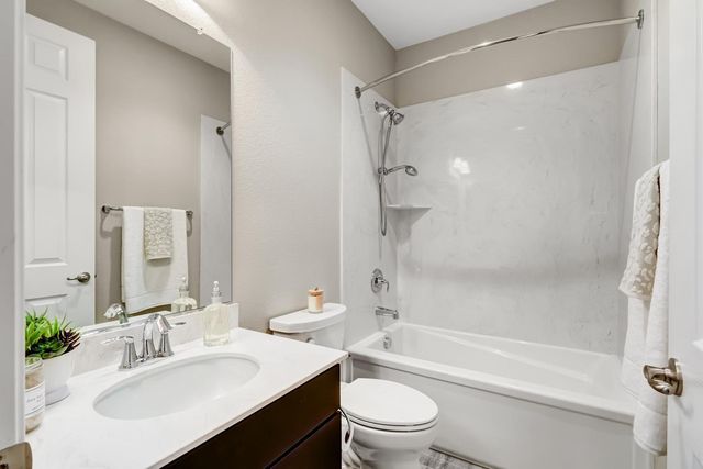 8609 Arcos Way, Elk Grove, CA 95757