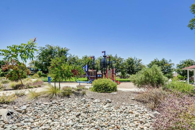 8609 Arcos Way, Elk Grove, CA 95757