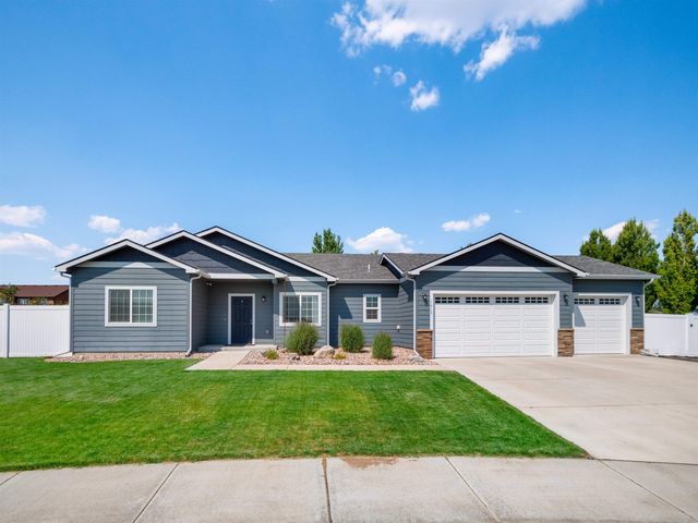 8428 N Mayfair St, Spokane, WA 99208 property photo