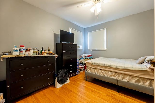8841 Tulley Avenue, Oak Lawn, IL 60453