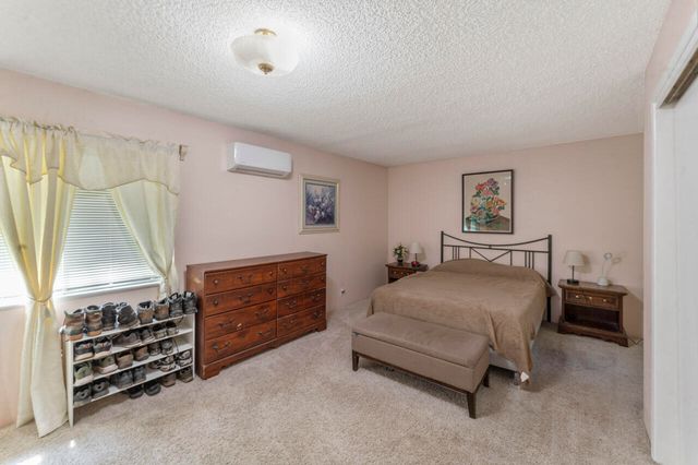 580 Portland Avenue, Grants Pass, OR 97526