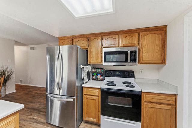 580 Portland Avenue, Grants Pass, OR 97526
