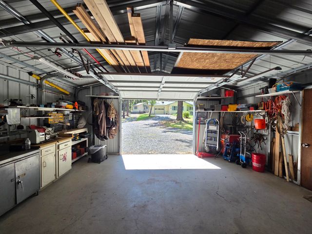 580 Portland Avenue, Grants Pass, OR 97526