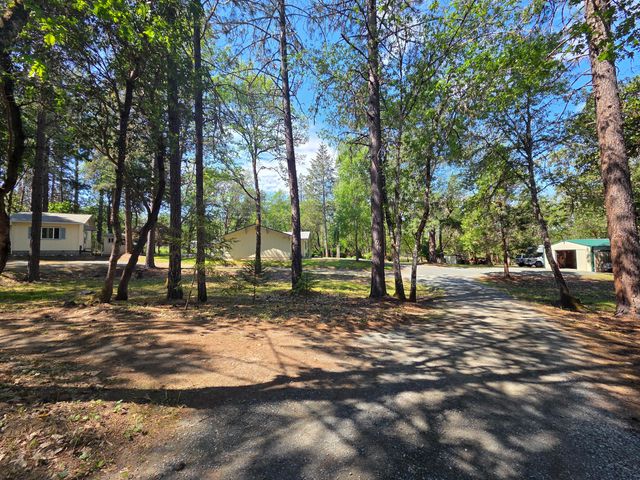 580 Portland Avenue, Grants Pass, OR 97526
