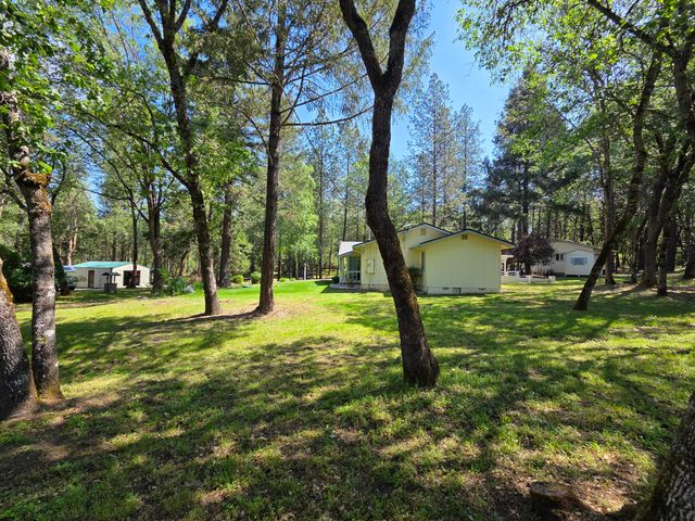 580 Portland Avenue, Grants Pass, OR 97526