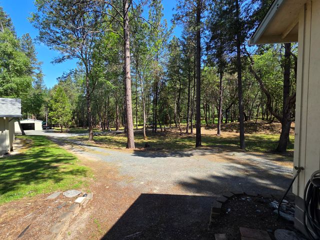 580 Portland Avenue, Grants Pass, OR 97526