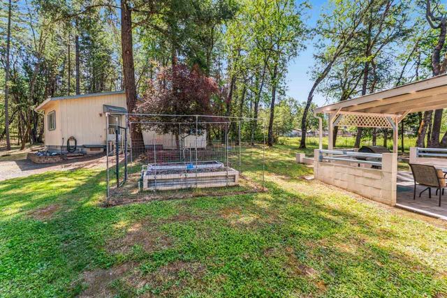 580 Portland Avenue, Grants Pass, OR 97526