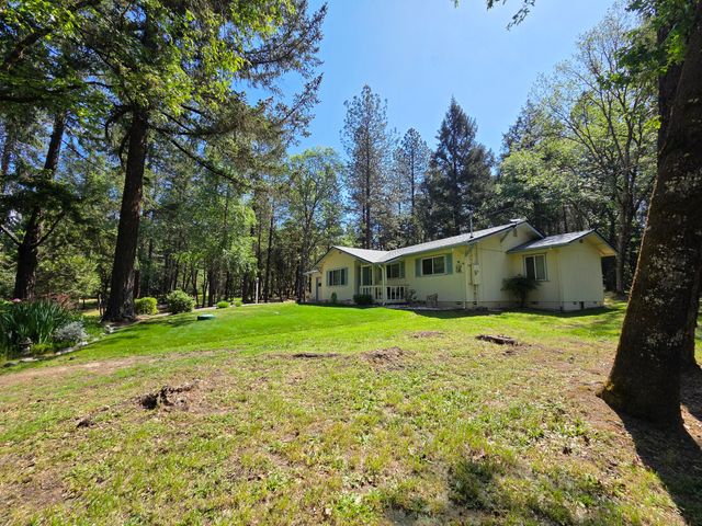 580 Portland Avenue, Grants Pass, OR 97526