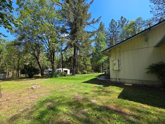 580 Portland Avenue, Grants Pass, OR 97526