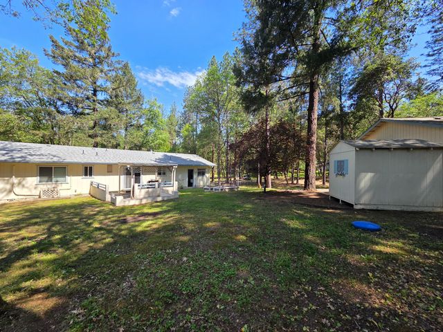 580 Portland Avenue, Grants Pass, OR 97526