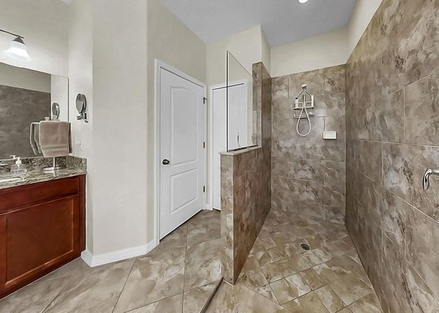 2415 CUMBERLAND CLIFF DRIVE, Ruskin, FL 33570