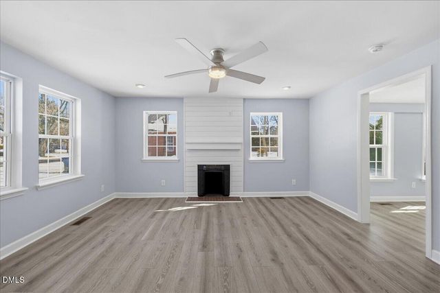 305 W Canary Street, Dunn, NC 28334