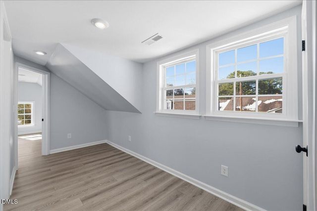 305 W Canary Street, Dunn, NC 28334