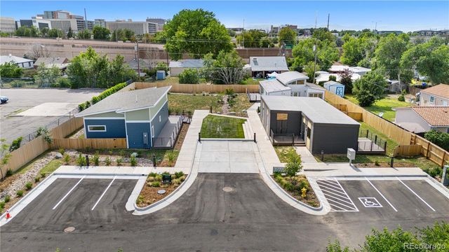 1959 Blackhawk Street, Aurora, CO 80011