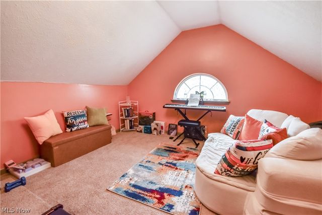 23851 Rockside Road, Bedford Heights, OH 44146
