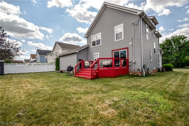 23851 Rockside Road, Bedford Heights, OH 44146