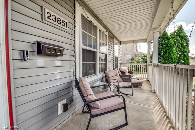 23851 Rockside Road, Bedford Heights, OH 44146