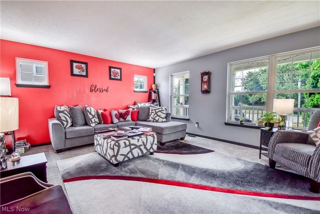 23851 Rockside Road, Bedford Heights, OH 44146