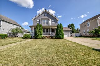 23851 Rockside Road, Bedford Heights, OH 44146