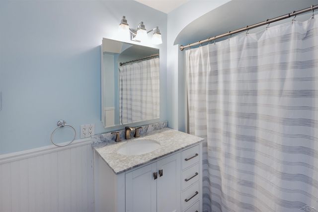 313 Ardussi Avenue, Saginaw, MI 48602