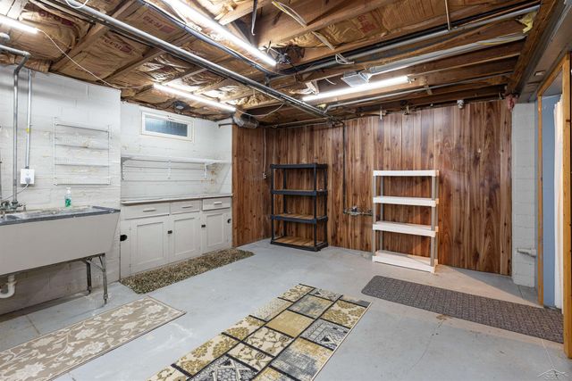 313 Ardussi Avenue, Saginaw, MI 48602