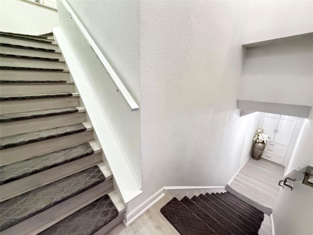724 CORAL REEF DRIVE, Tampa, FL 33602