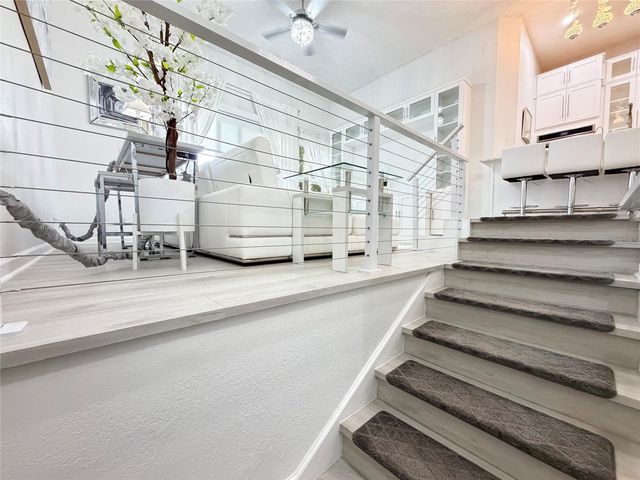 724 CORAL REEF DRIVE, Tampa, FL 33602