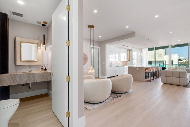 500 SE Mizner Boulevard A902, Boca Raton, FL 33432