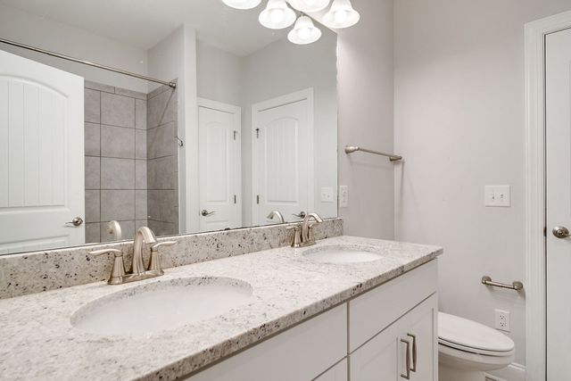 1681 Boardwalk Pl, Gallatin, TN 37066