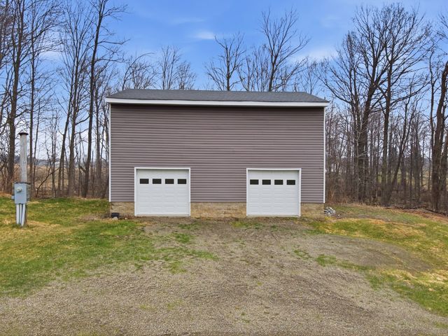 10474 SAMPSON Road, Greene, PA 16441