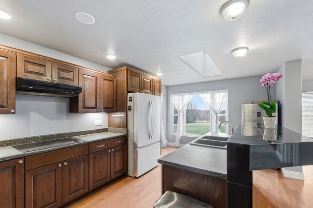 10474 SAMPSON Road, Greene, PA 16441