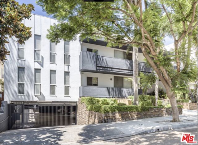 1261 N Laurel Avenue 20, Los Angeles, CA 90046