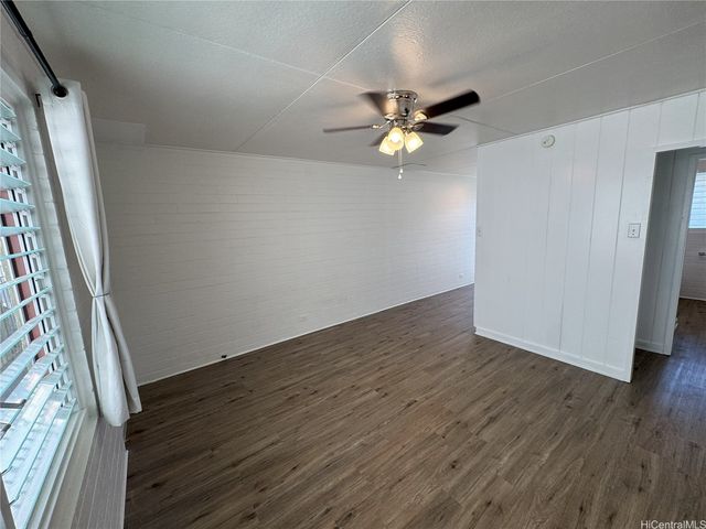 1116 Isenberg Street, Honolulu, HI 96826