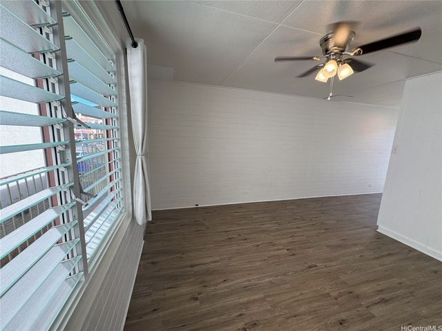 1116 Isenberg Street, Honolulu, HI 96826