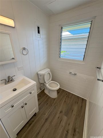 1116 Isenberg Street, Honolulu, HI 96826