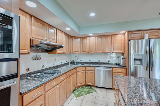 76 Revere Boulevard, Edison, NJ 08820