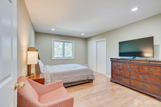 76 Revere Boulevard, Edison, NJ 08820